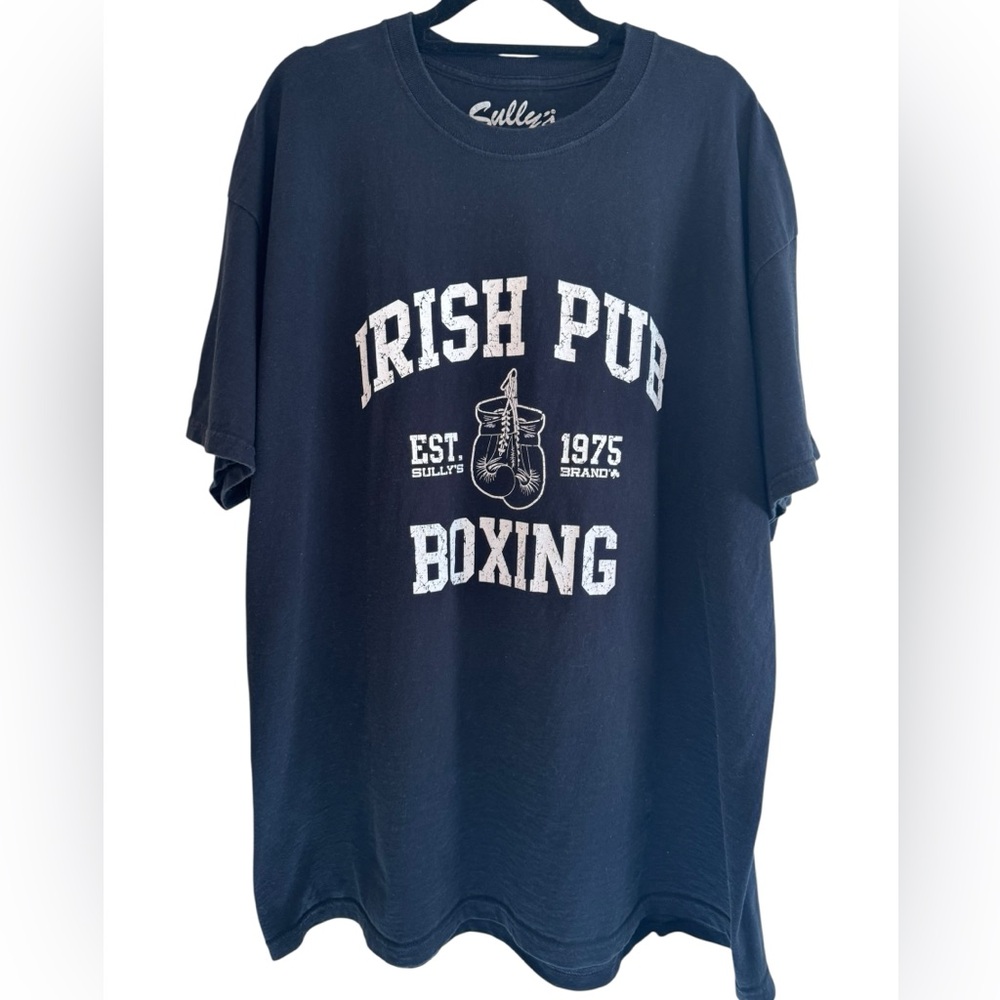 Sully's Irish Pub Boxing‎ Tee,black